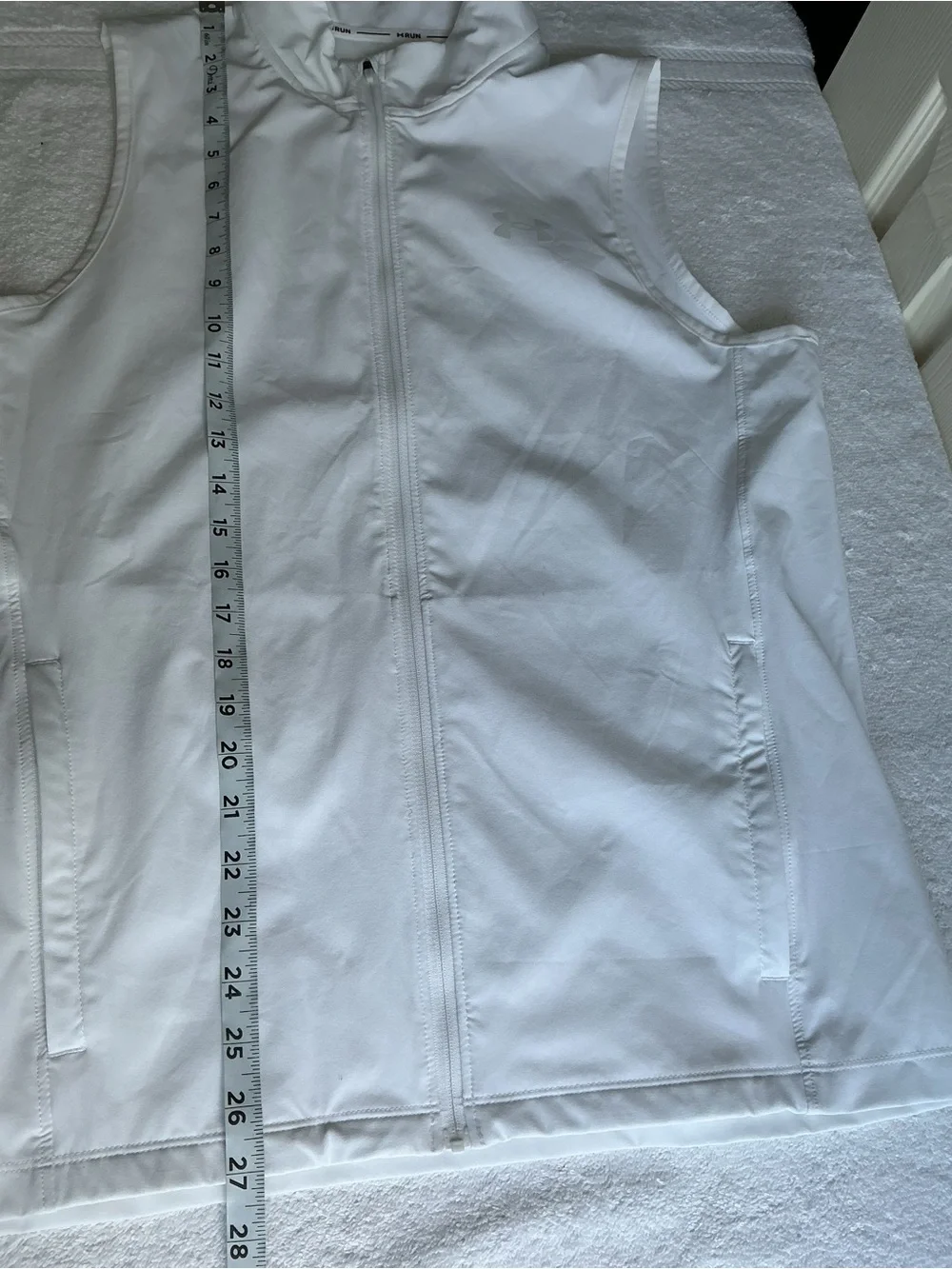 White Under Armour UA Storm Up The Pace Vest Sleeveless Zip Size S